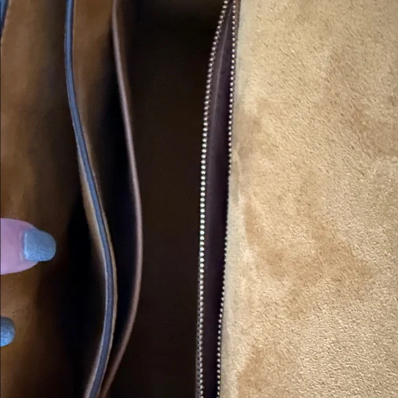 Coach Parker Top Handle with dust cover - Picture 4 of 5